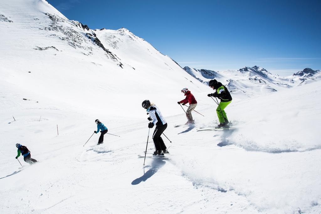 Gasthof Alpenblick Tobadill Екстериор снимка